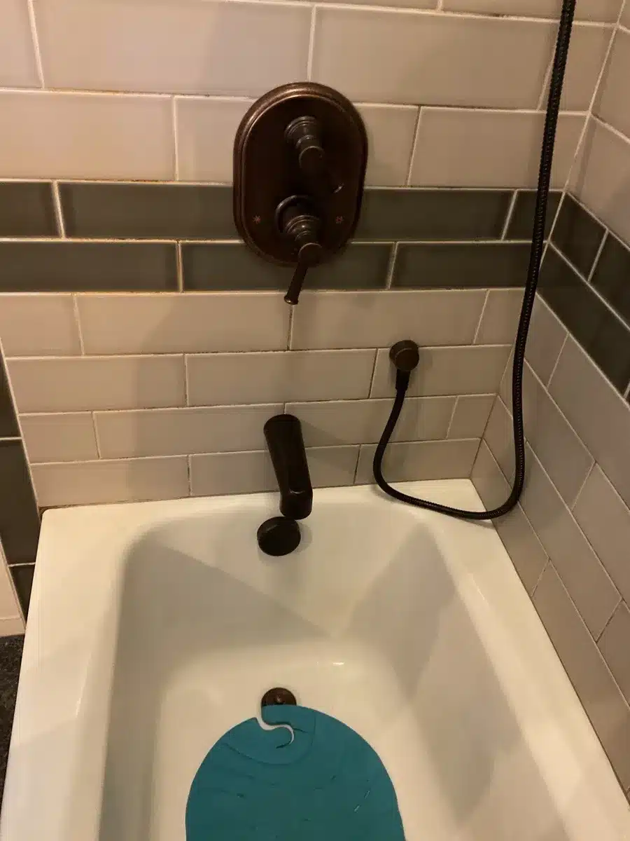 Bathtub faucet installation in Pittsburgh, PA