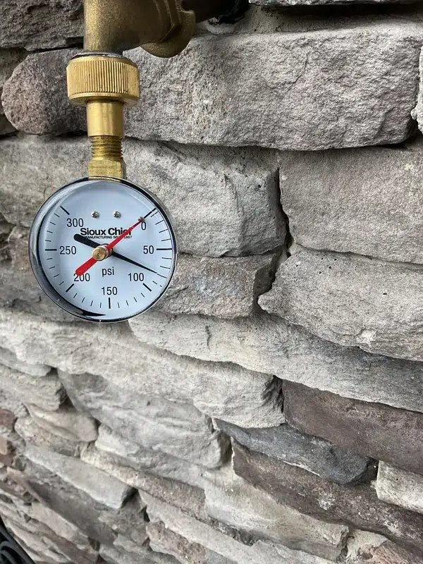 Sioux Chief pressure gauge measuring water supply pressure in Pittsburgh, PA