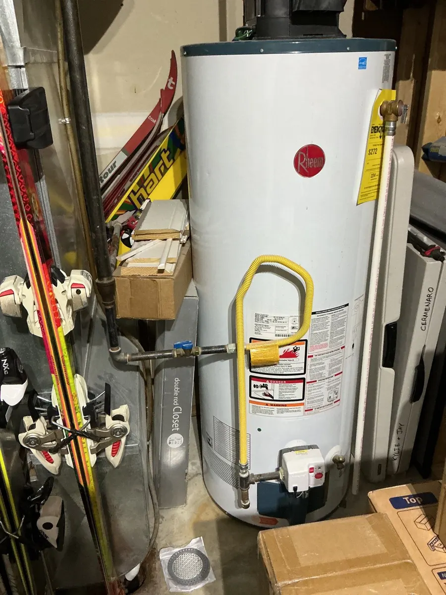 Rheem gas water heater installation in Pittsburgh, PA